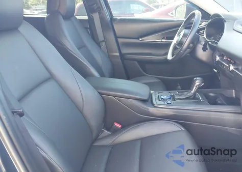 2022 Mazda Cx-30 Select z USA, uszkodzony, nr VIN 3MVDMBBL3NM412571